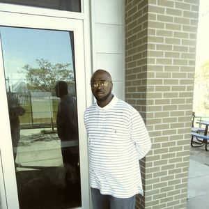 Meet your Posher, Gregory